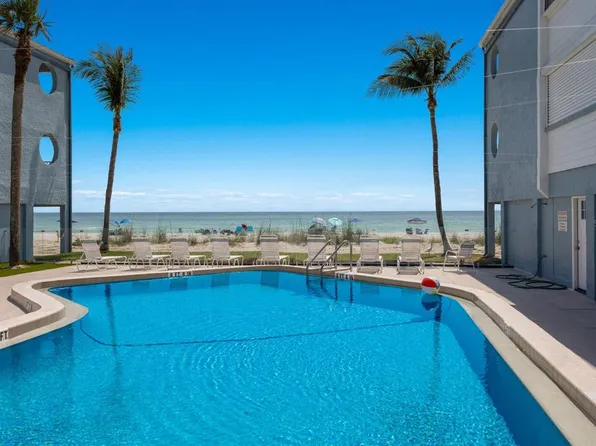7000 Gulf Dr Unit 205, Holmes Beach, FL 34217