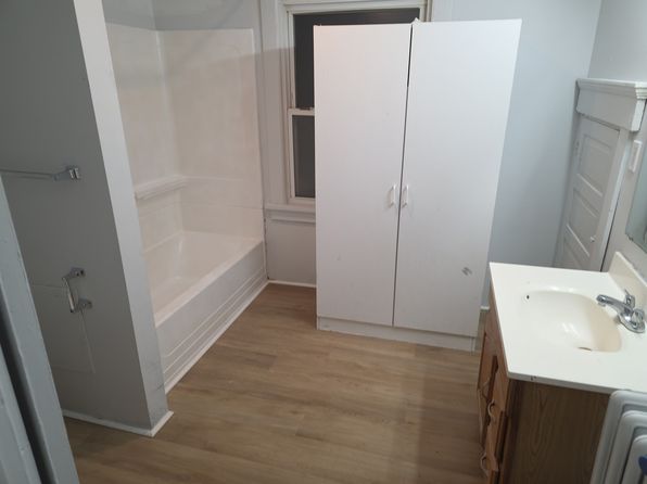 214 Park Ave NW UNIT 2