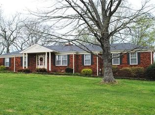 430 Nichols Cir W, Gallatin, TN 37066