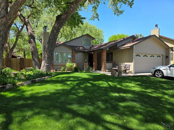 203 Woodland Dr, Lamar, CO 81052