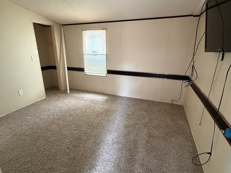 9500 S Heights Rd #109 — Photo 6