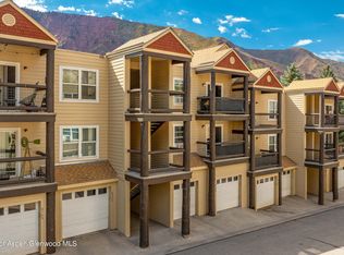 6104 Sunset Ridge Ct, Glenwood Springs, CO 81601
