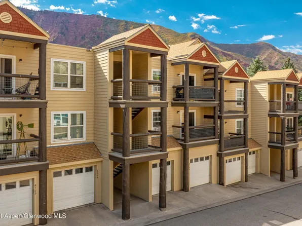 6104 Sunset Ridge Ct, Glenwood Springs, CO 81601