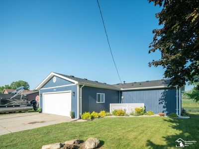 7834 Swan Creek Rd, Newport, MI, 48166