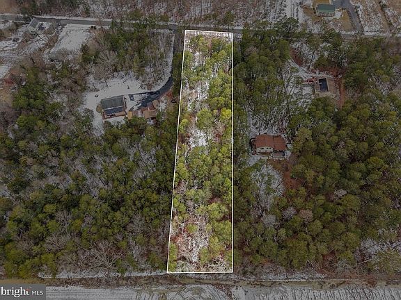 2nd image of 3100 Neil Rd