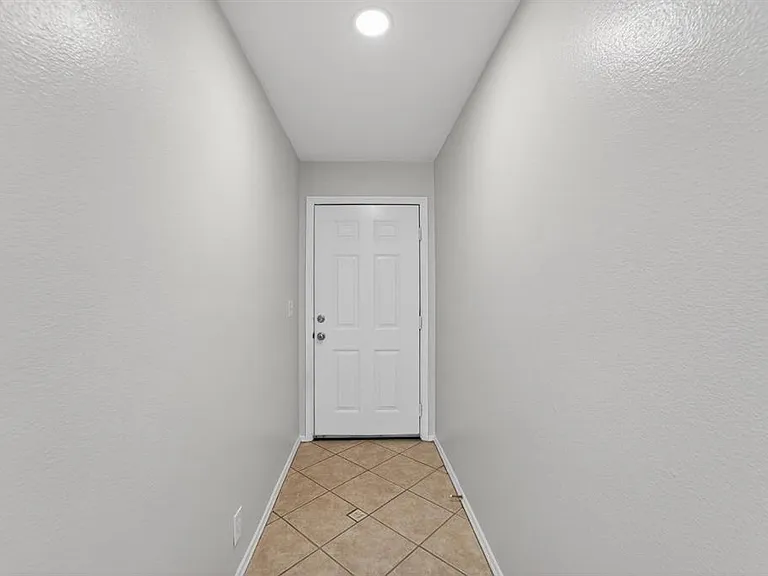 658 Green Valley Rd #B3 — Photo 25