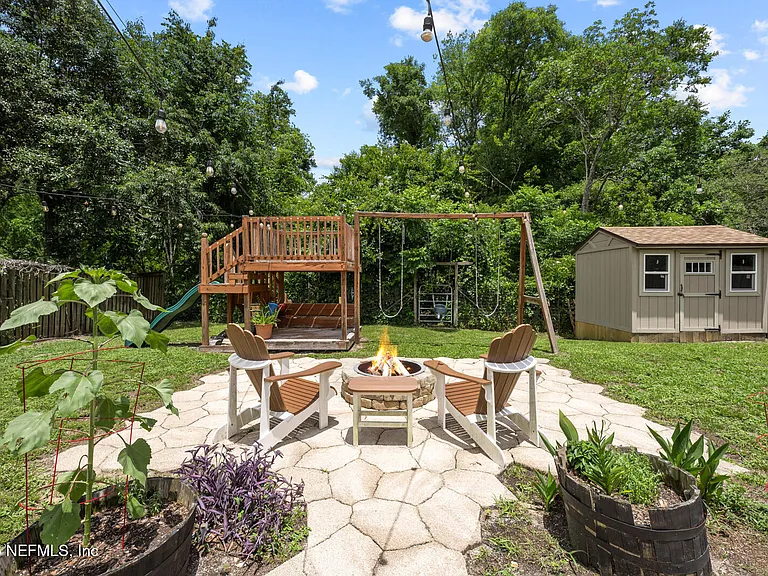 8575 Crooked Tree Dr — Photo 34