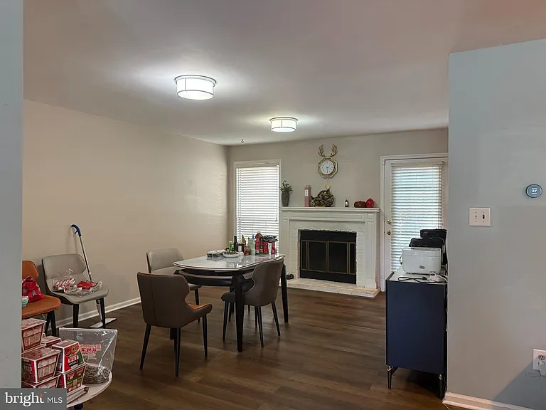 4 Kensington Ct — Photo 6