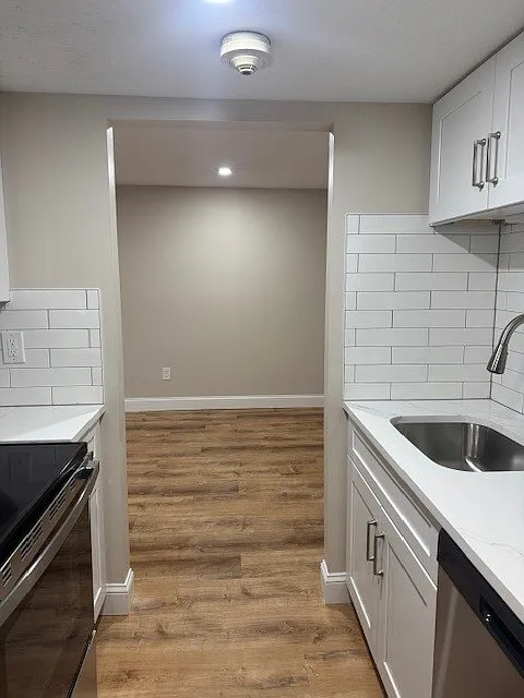 2 bed, 965 sqft, $2,395 — Photo 3