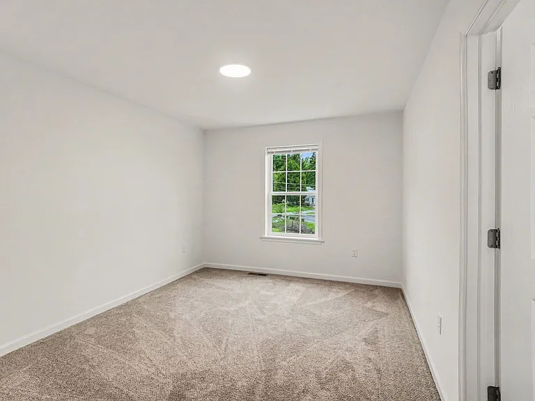 22 Sand St — Photo 18