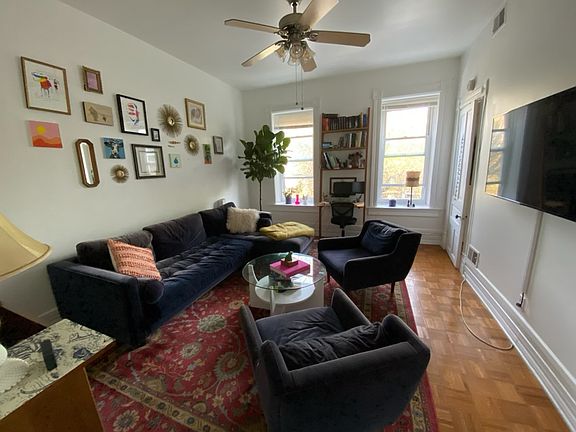 2nd image of 1867 N Sheffield Ave #3