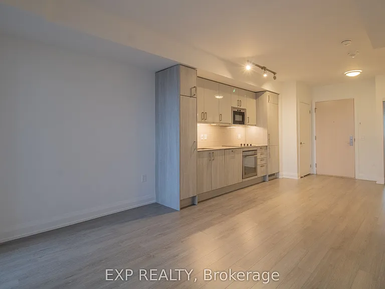 77 Mutual St #2210 — Photo 17