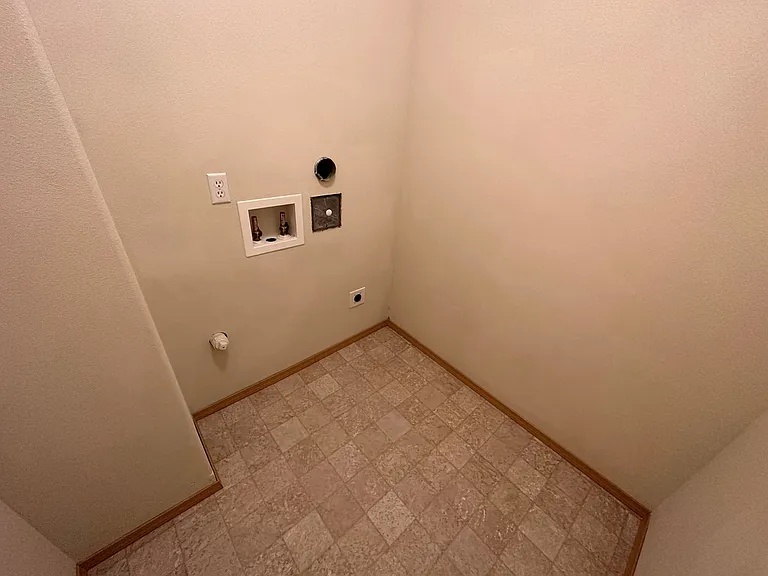 2125 Bobs Hollow Ln #A — Photo 6