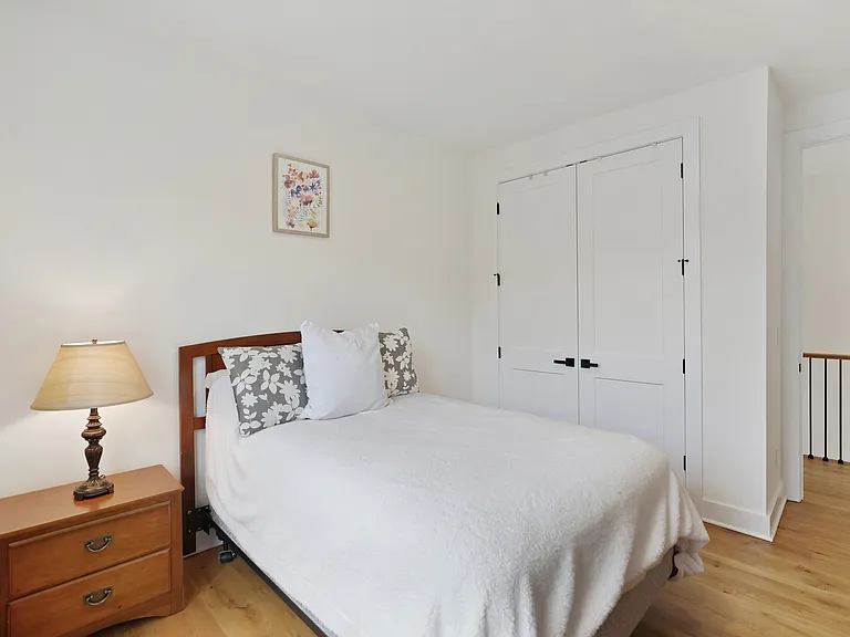 7674 Sawyer Brown Rd — Photo 36