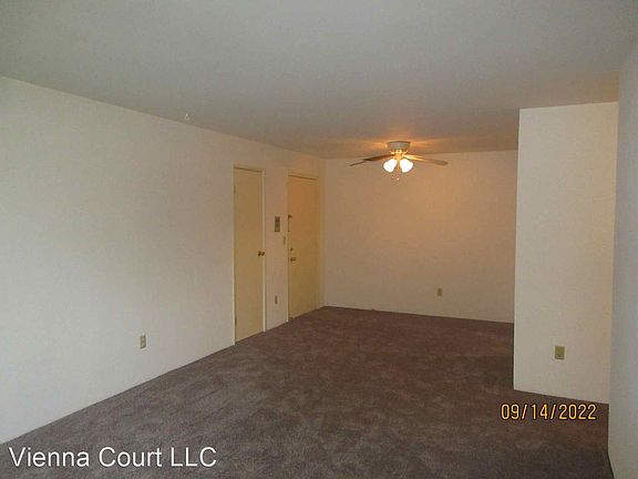 4th image of N111W15621 Vienna Ct #7