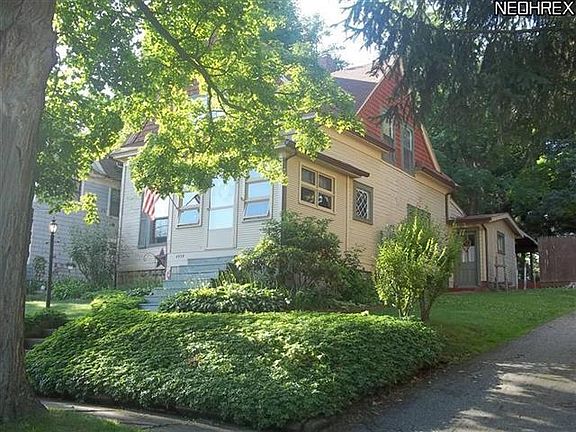 2nd image of 4559 Franklin St