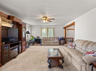 104 E 4th St, Stover, MO 65078