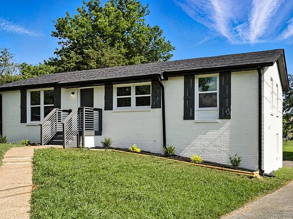 5th image of 404 Lisle Dr