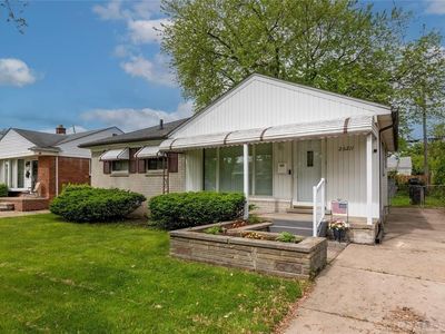 26211 Linwood St, Roseville, MI, 48066