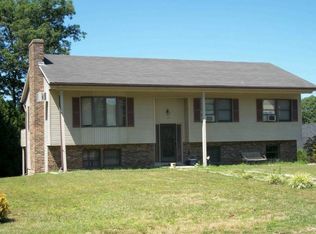 20 Pickering Dr, Westerly, RI 02891