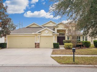 15719 Starling Water Dr, Lithia, FL 33547