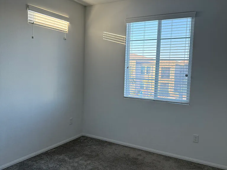 885 Almandine Pl — Photo 14