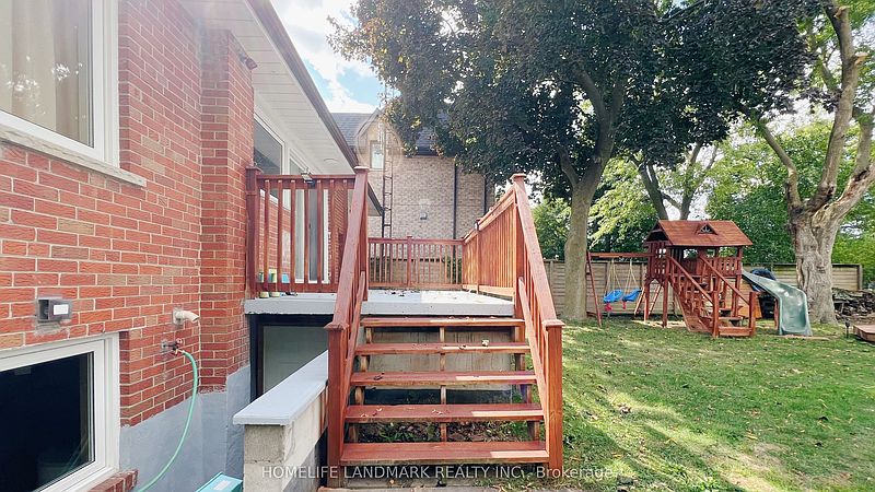 Toronto House for rent - 3 Bedrooms — photo 22