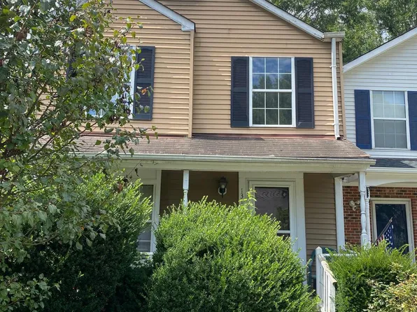 13136 Quann Ln, Woodbridge, VA 22193
