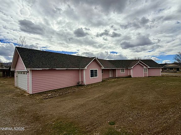 2nd image of 5600 Kluncy Canyon Rd