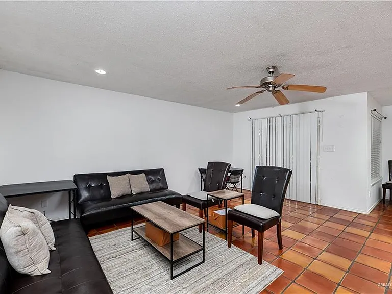 500 E El Rancho Rd #5 — Photo 4