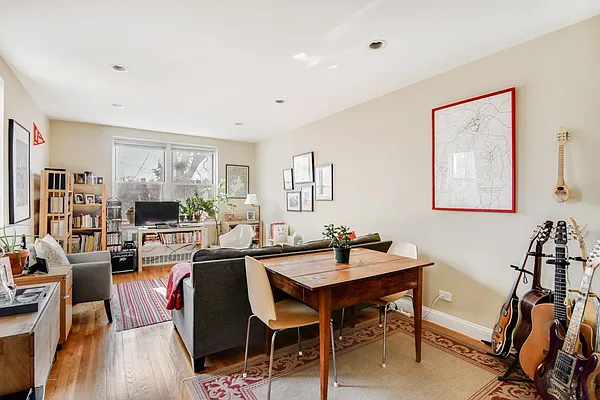 Sold by Compass | media 2