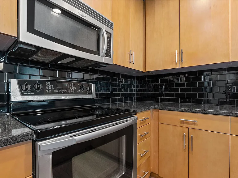 360 Nueces St #4209 — Photo 12