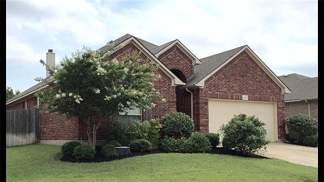 1st image of 3201 Buckthorn Ln