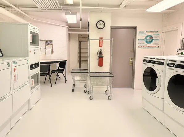 96 Perry Street image 6 of 9