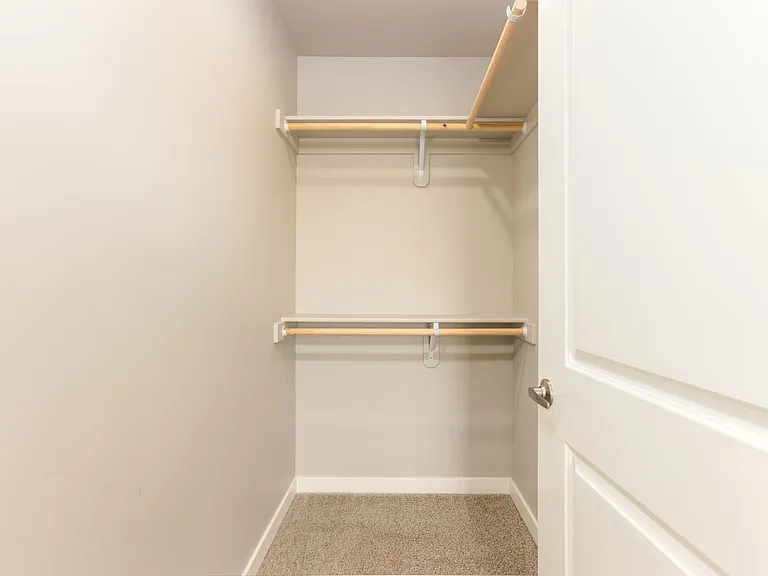 4141 SW 34th St #204 — Photo 4