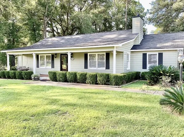 1003 Douglas Dr, Bainbridge, GA 39819