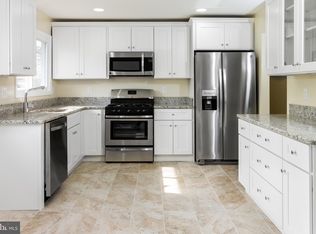 5627 Fargo Ave, Oxon Hill, MD 20745