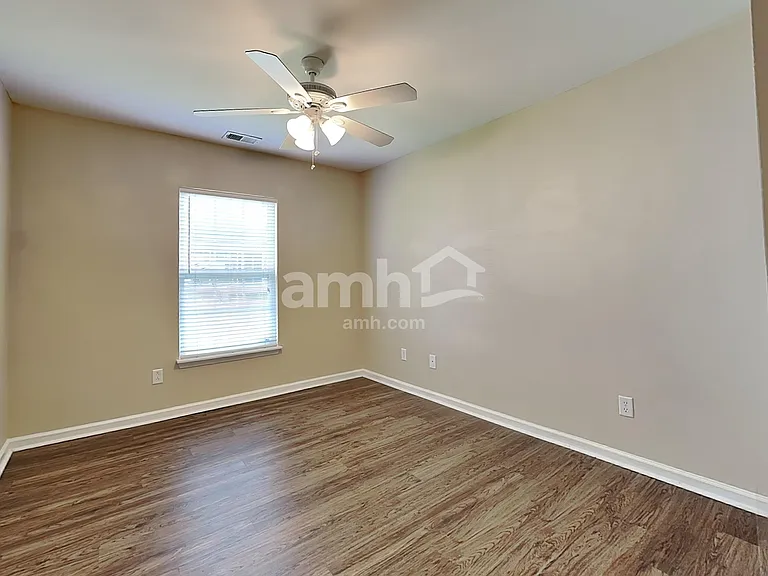 154 Decatur Dr — Photo 14