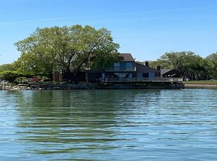 23459 Liberty St, Saint Clair Shores, MI 48080