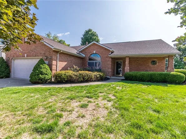2664 Walnut Ridge Dr, Troy, OH 45373