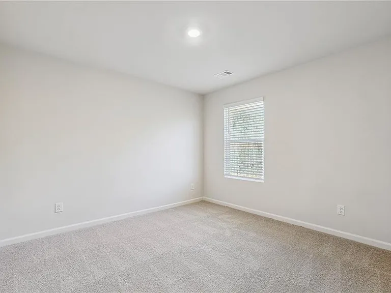 207 Whitewood Dr — Photo 26