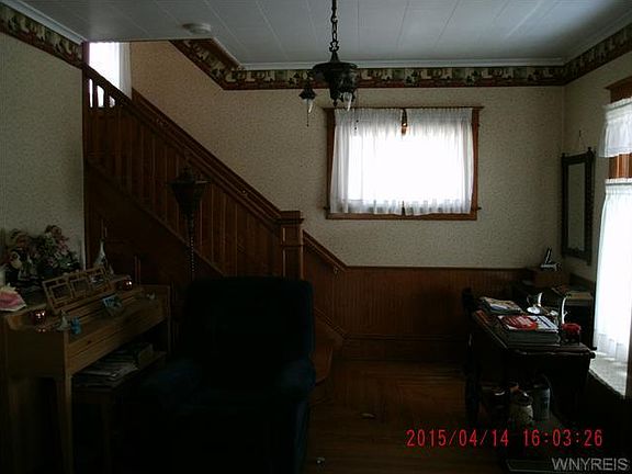 5th image of 693 Garden Ave