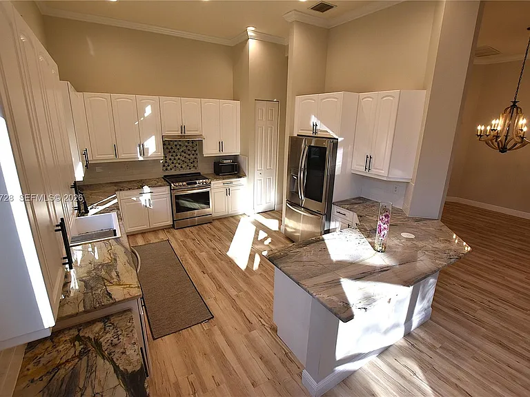 10086 Noceto Way — Photo 45