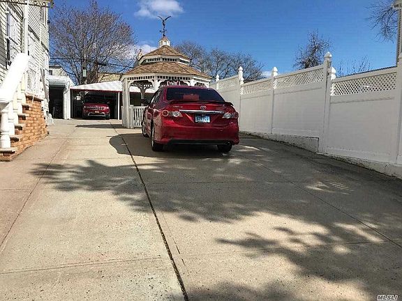 3rd image of 193 Essex St