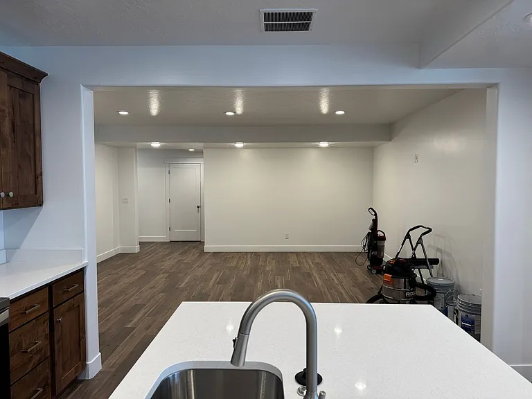 286 W Saddlebrook Dr — Photo 32