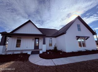 2435 Hilton Ln, Smithdale, MS 39664