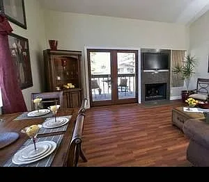 4387 Montalvo St