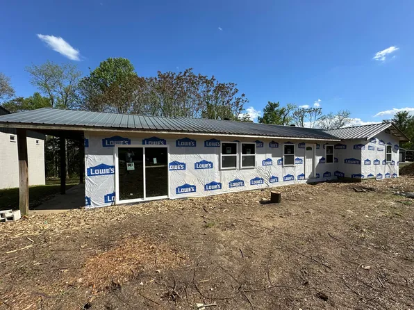 357 Mine 18 Rd, Stearns, KY 42647