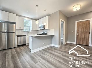 3914 N Janssen Ave #2, Chicago, IL 60613