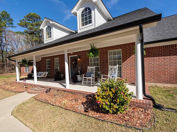 2nd image of 279 Rocking Chair Rd